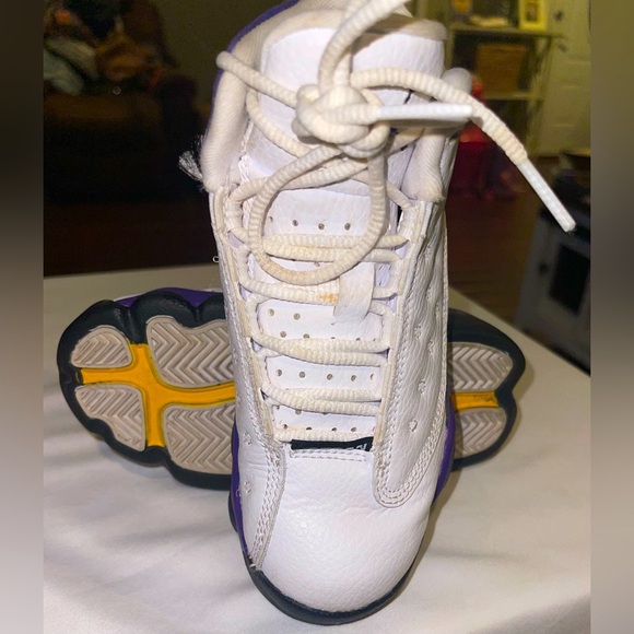 Nike Air Jordan 13  kids 11C Retro Lakers white purple Michael Jordan - Picture 10 of 10